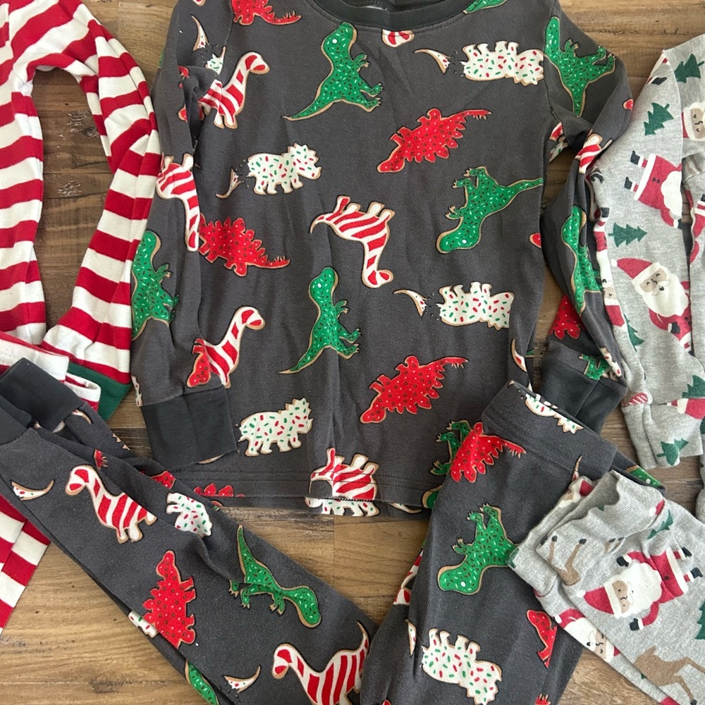 Kids Christmas Pajama Sets - Santa & Holiday Prints - Picture 3 of 4